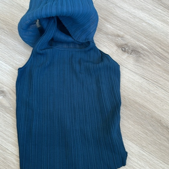 Simkhai Oakley Plisse Tank Color: CELESTIAL - Picture 9 of 9